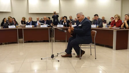 Ankarada Bəxtiyar Vahabzadənin 90 illik yubileyi qeyd olunub