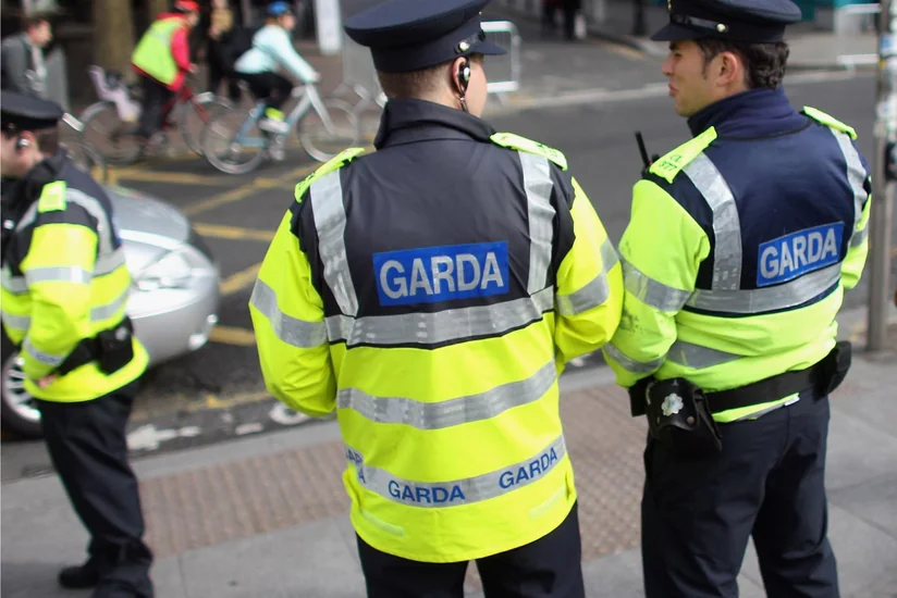 В Дублине в ходе спецоперации обезврежен заминированный автомобиль