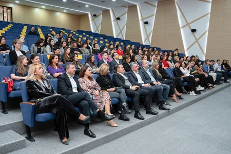 Yelo Bankda “Women Bankers’ Club”-ın görüşü keçirilib