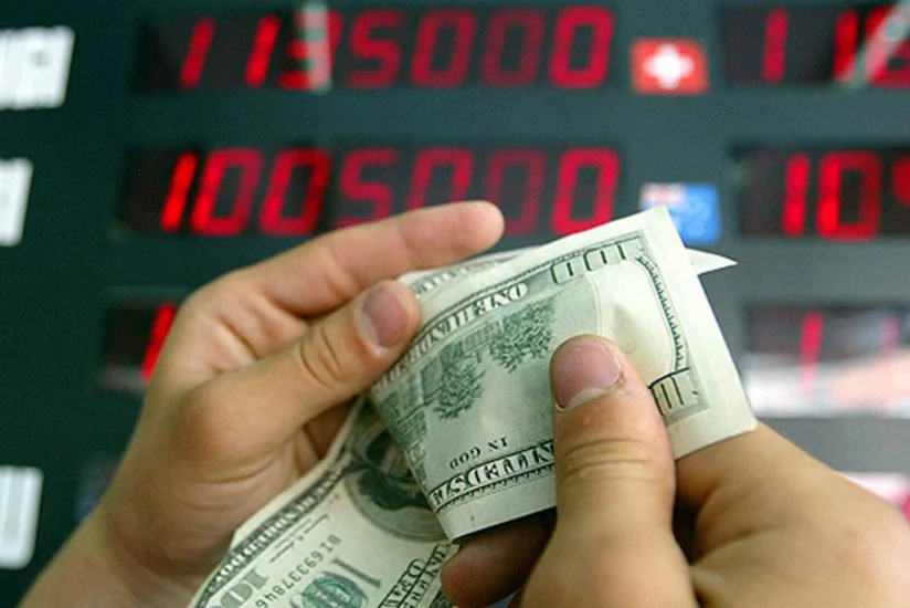 ​AMB: Sabah dolların məzənnəsi 1,5843 AZN/USD olacaq