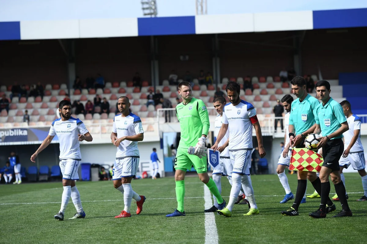 Sabah beş futbolçu ilə yollarını ayırıb