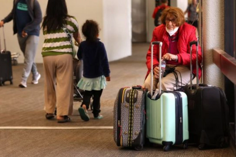 ABŞ əcnəbilər üçün məcburi koronavirus peyvəndini ləğv edir