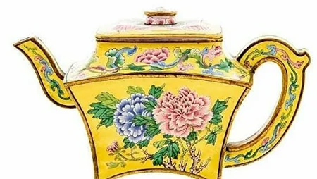 Britaniyada qədim çaydan yarım milyon dollara satılıb