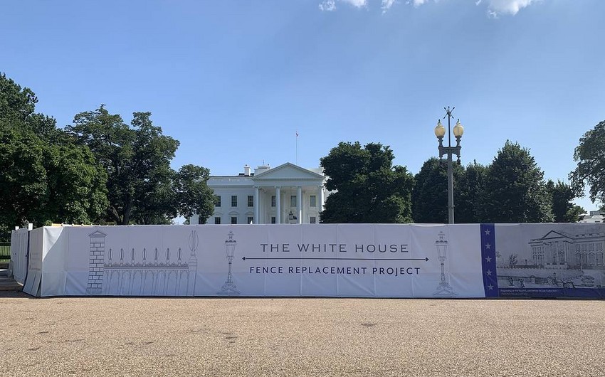 Trump begins to build a wall around the White House