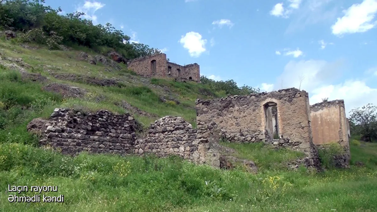 Видеокадры из села Ахмедли Лачинского района