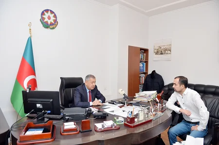 Deputat Vahid Əhmədov: “Neftin qiyməti 60 dollar civarında qalacaqsa, manat zəifləməyəcək” - MÜSAHİBƏ