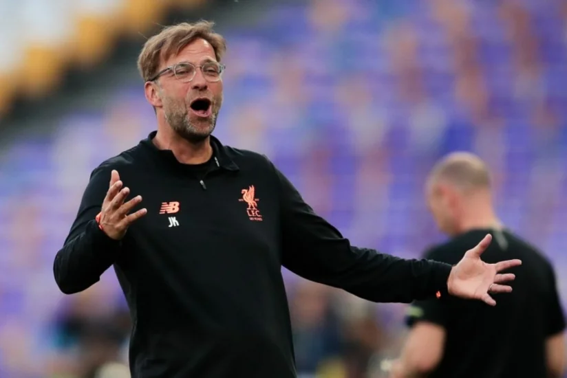 Yurgen Klopp Liverpulun sükanı arxasında yubiley oyununa çıxıb