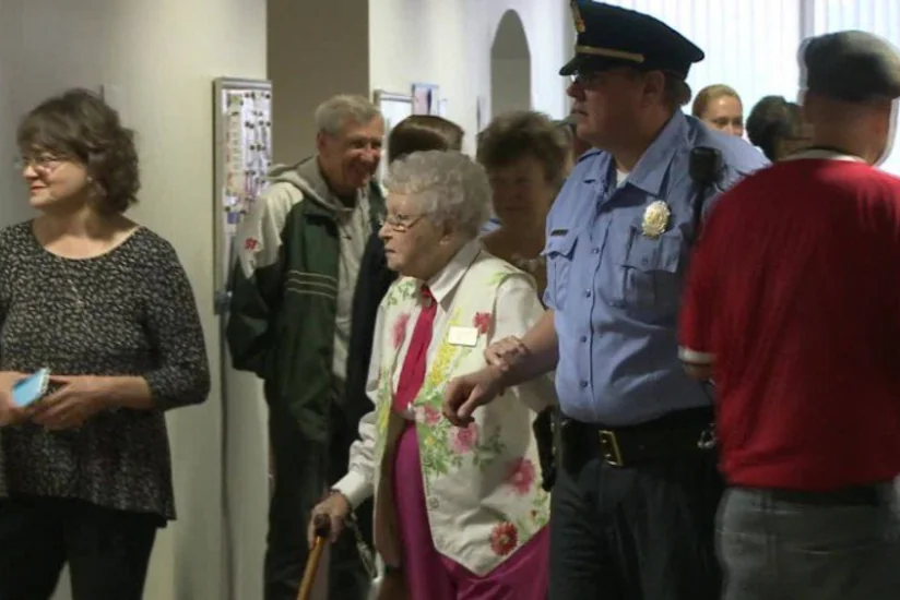 В США 102-летнюю старушку арестовали, чтобы исполнить ее мечту