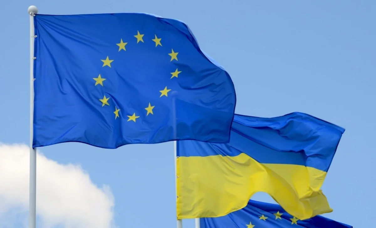 ЕС проведет внеплановый саммит по Украине