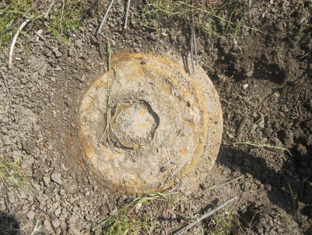 Füzulidə tank və piyada əleyhinə minalar aşkarlanıb - FOTO