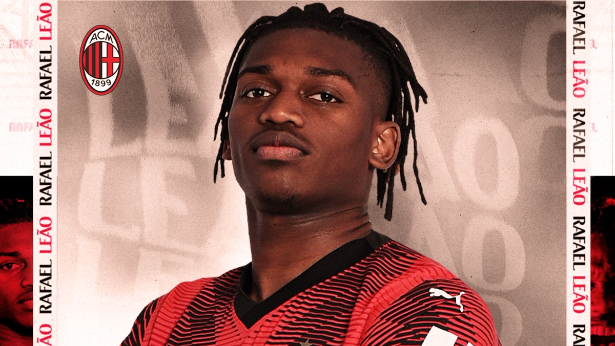 Милан продлил контракт с Рафаэлем Леау