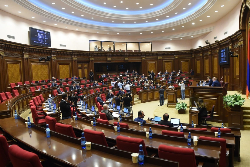 Paşinyanın fraksiyası prezidentin namizədini rədd etdi
