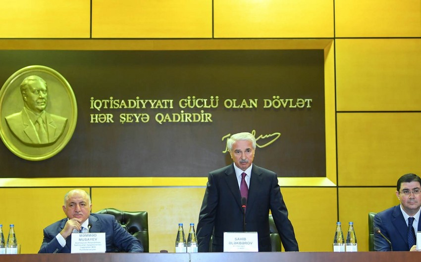 Nazirlik: Azərbaycanda spirtli içki və qida istehsalçıları üzrə e-qaimə-fakturaların tətbiq səviyyəsi cəmi 10%-dir
