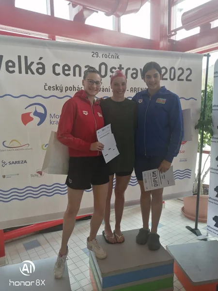 Azərbaycan üzgüçüləri beynəlxalq turnirdə beşinci medalı qazanıb