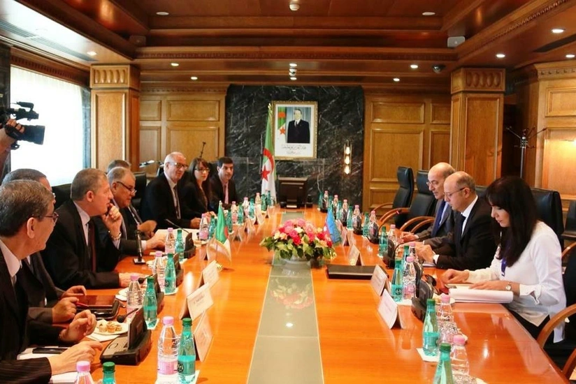 Министр Пярвиз Шахбазов пригласил алжирского коллегу посетить Азербайджан