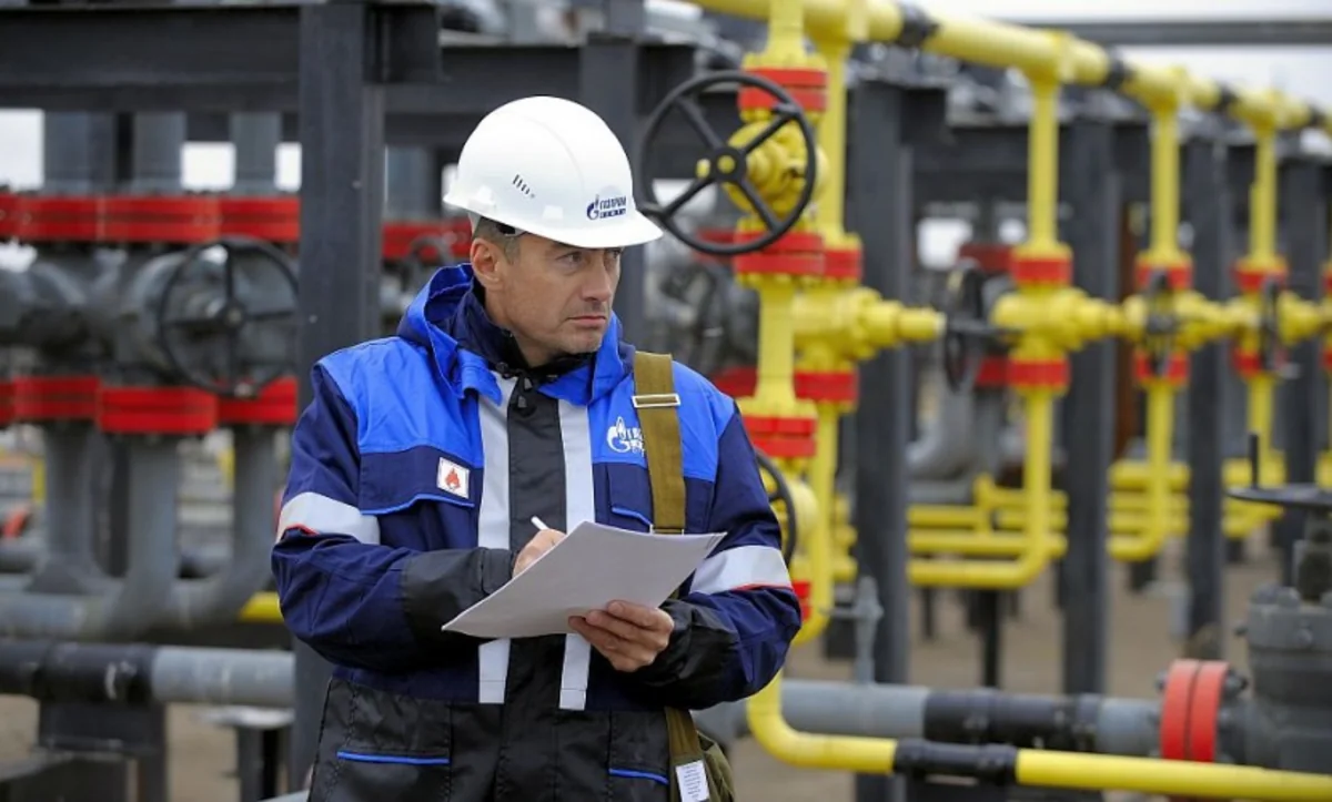 2016-cı ildə Rusiyada neft hasilatı rekord həddə çatıb