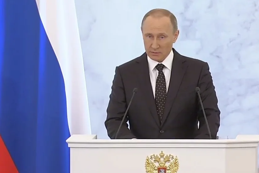 Putin: Yaxın Şərqin bir vaxtlar sabit ölkələri indi dağıdılıb və biz bunun arxasında kimin dayandığını bilirik