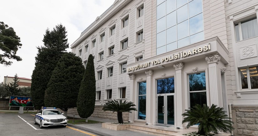 Yol polisi səfərə çıxan sürücülərə müraciət edib: Külək və yağışın yaratdığı fəsadlar tam aradan qaldırılmayıb
