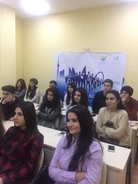 “Gənclərin biznes quruculuğuna dəstək” pilot layihəsi başa çatıb