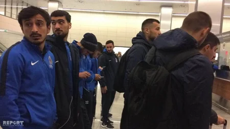 Futbol üzrə Azərbaycan millisinin üzvləri Kosovoya çatıb - FOTO