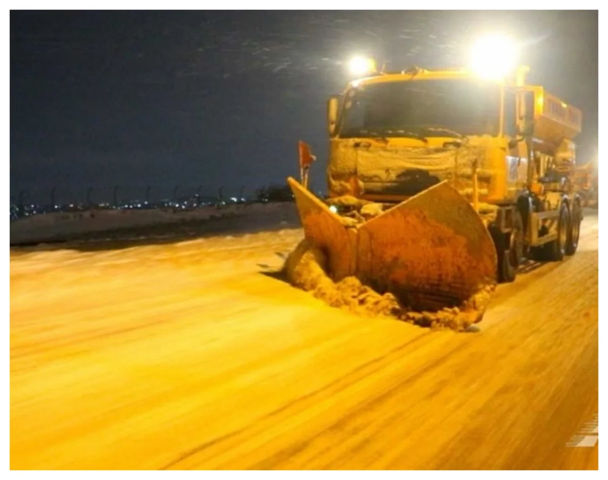 AAYDA: Yollar qardan təmizlənib, buzlaşmaya qarşı tədbirlər görülüb