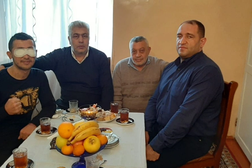 İlham Zəkiyev gözlərini itirən qazi ilə görüşüb