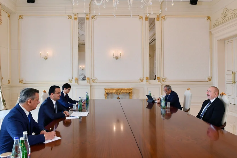 Prezident İlham Əliyev Özbəkistanın investisiya, sənaye və ticarət nazirini qəbul edib