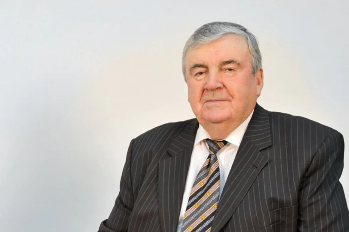Умер первый президент Молдовы