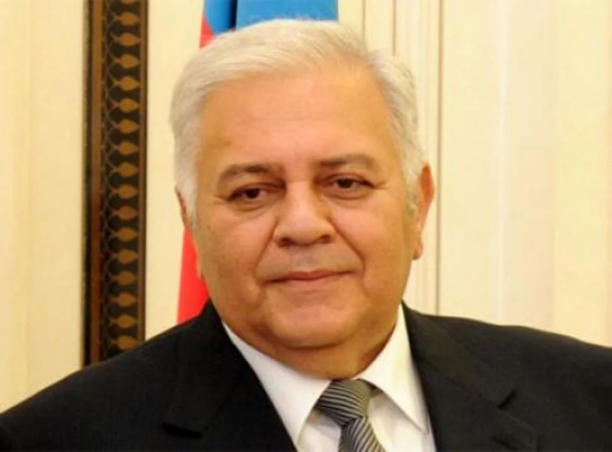 Azərbaycan Prezidenti Oqtay Əsədova Şərəf ordeni təqdim edib