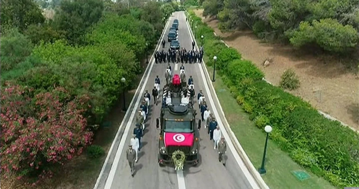Tunisin ilk demokratik Prezidenti dəfn edilib