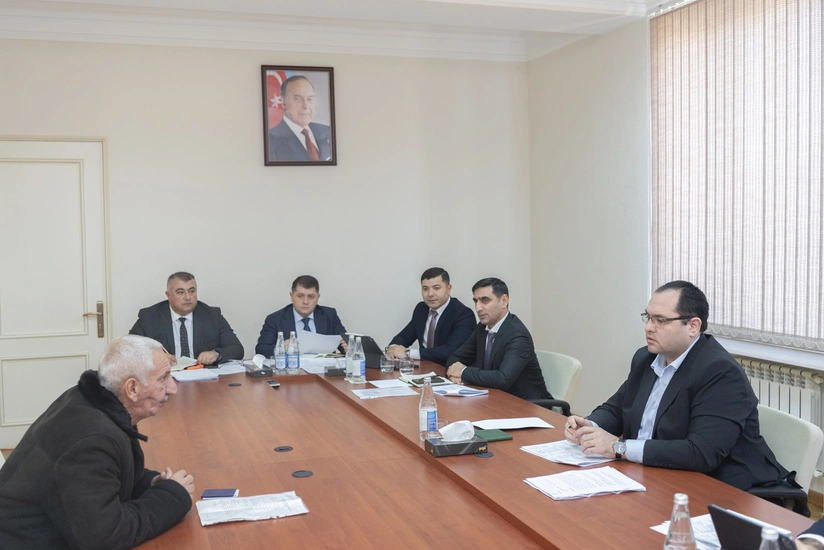 Məcnun Məmmədov Siyəzəndə vətəndaşları qəbul edib