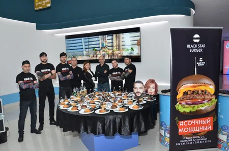 CinemaPlus-da “Pis oğlanlar” nümayiş olunub - VİDEO