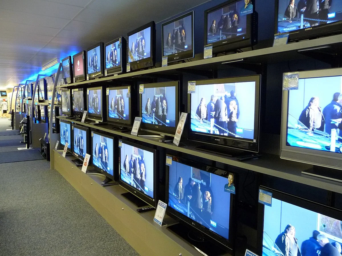 Телеканалы Германии ARD и ZDF приостанавливают вещание из своих студий в РФ