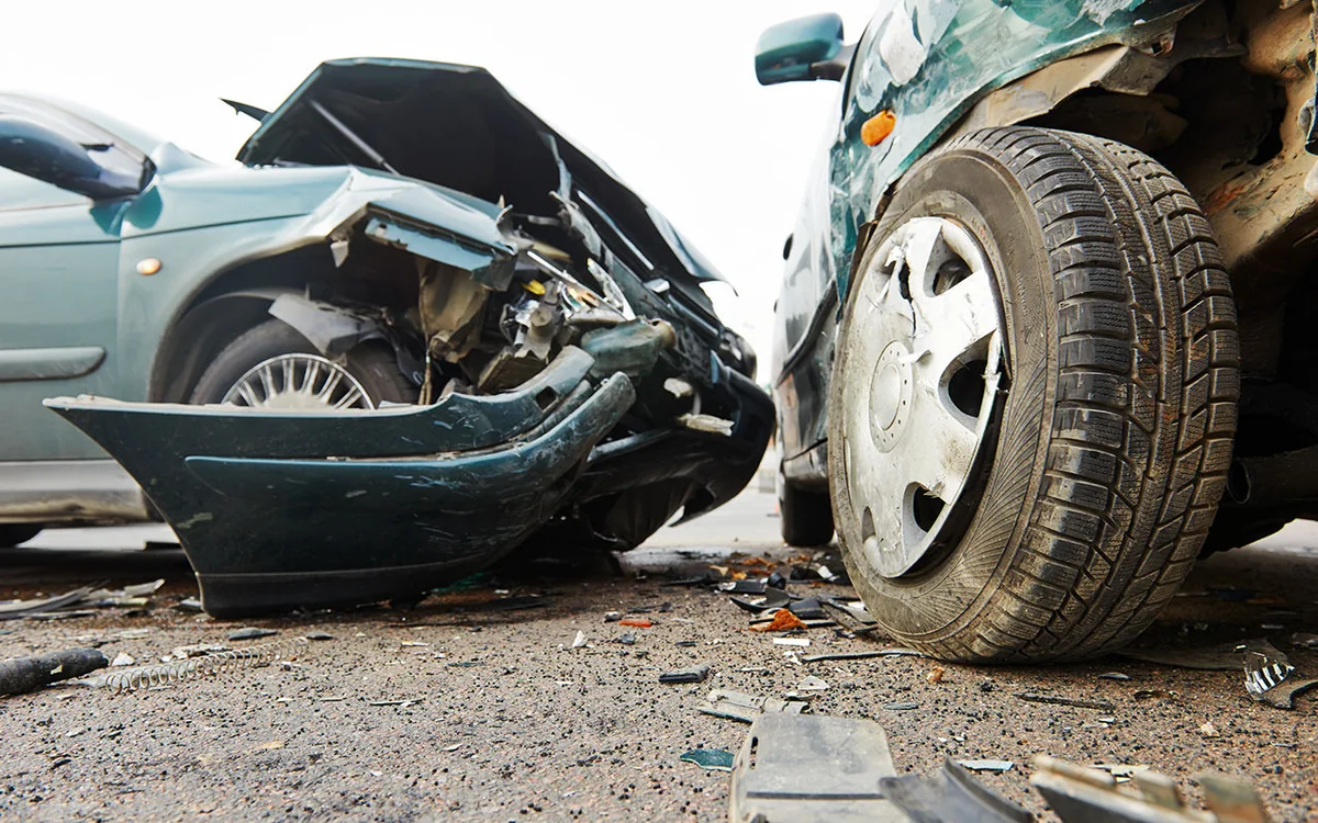 Kürdəmirdə yol qəzası baş verib, 3 nəfər xəsarət alıb