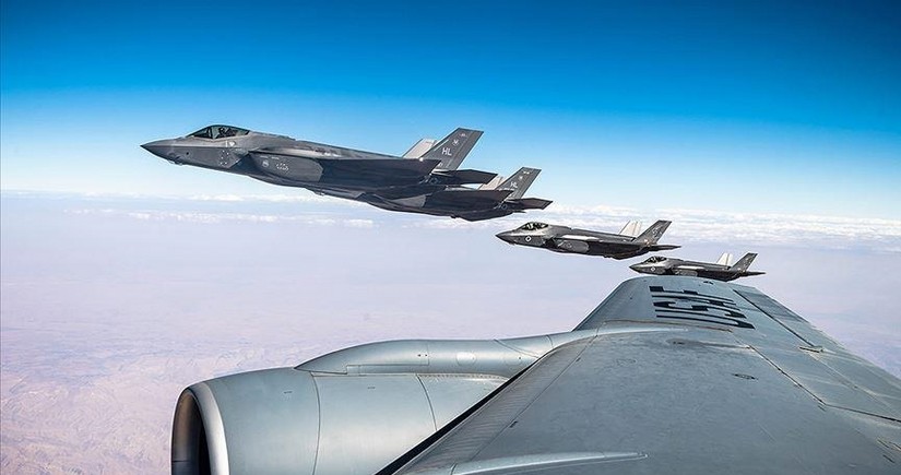 İsrail ordusu İrana növbəti hava zərbələri dalğasının başa çatdığını elan edib