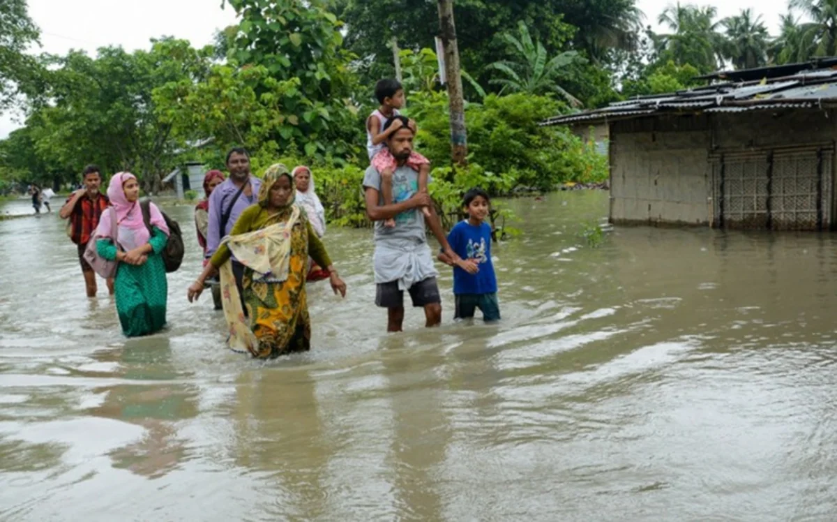 Heavy rains in southern India kill two people