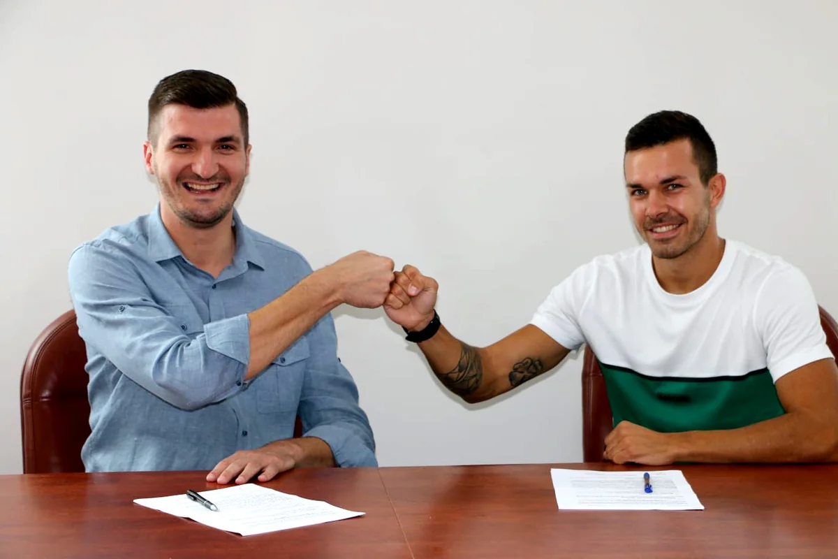 Şkupinin yeni transferi: Neftçi ilə matçda turu keçmək istəyirik