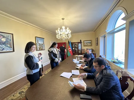 ABŞ-də yaşayan azərbaycanlılar prezident seçkiləri ilə bağlı səsvermədə fəal iştirak edir