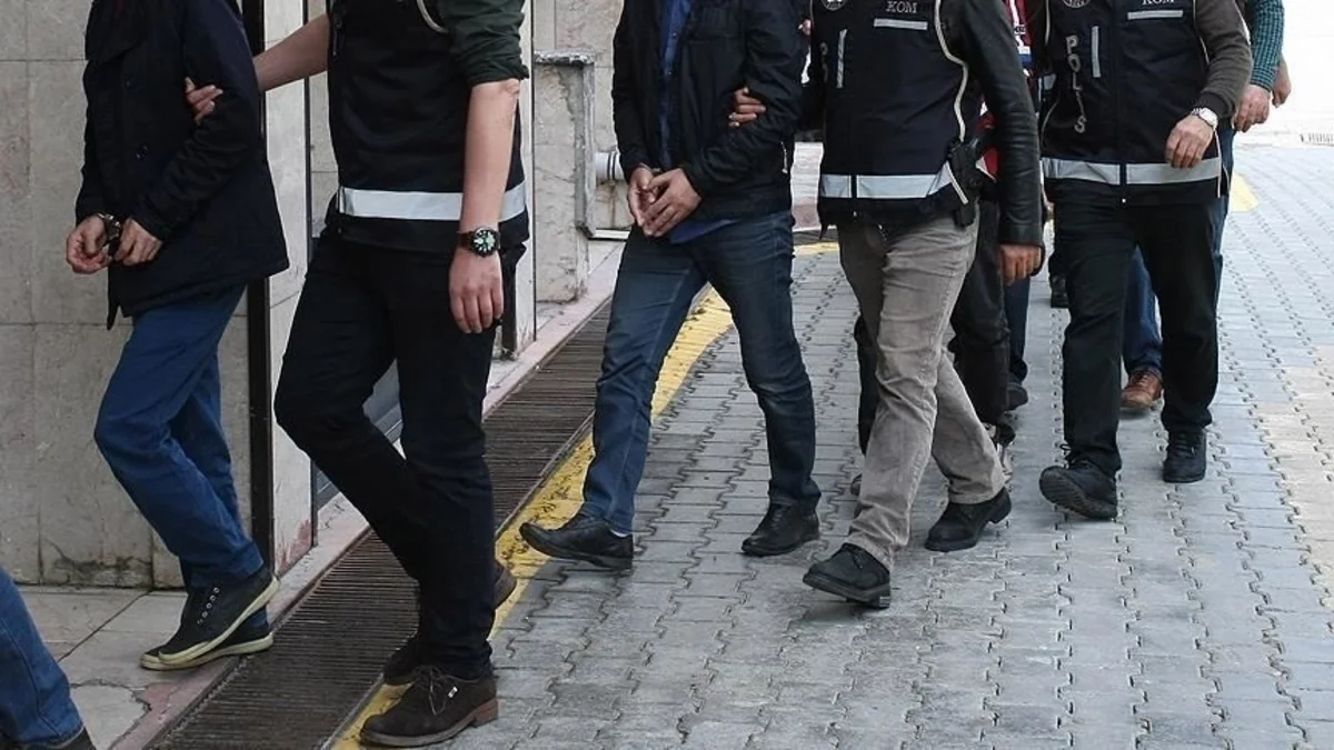 Türkiye detains 9 FETO members