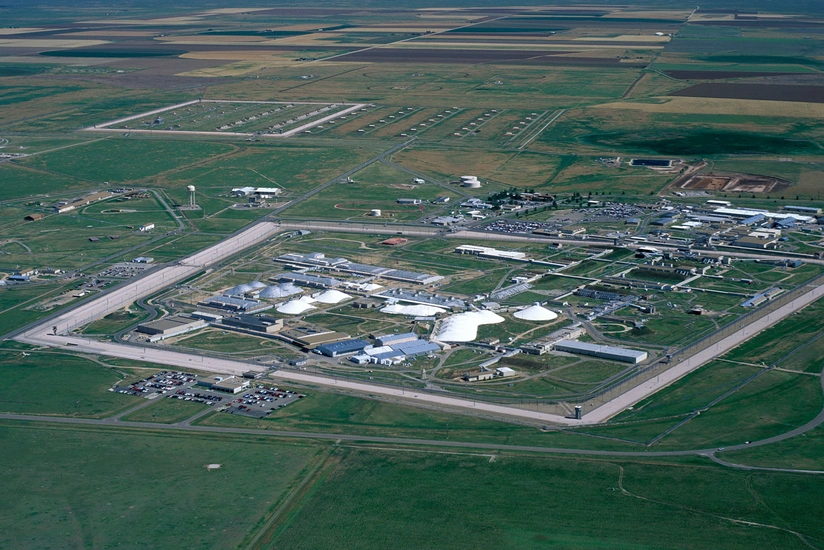 Texas wildfires: nuclear weapons factory shuts down amid evacuations