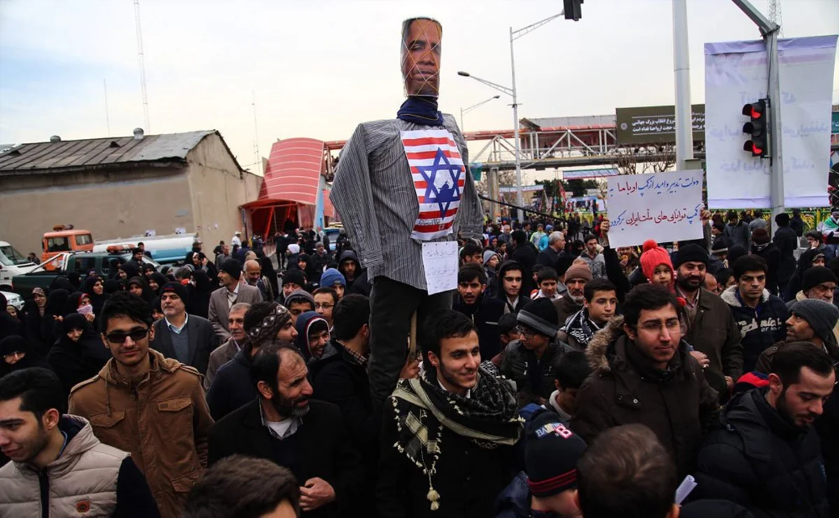 S​anksiyasız İrandakı bayram yürüşündə yenə Amerikaya ölüm! şüarı səsləndirilib - ŞƏRH