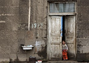 Armenia's public debt rises