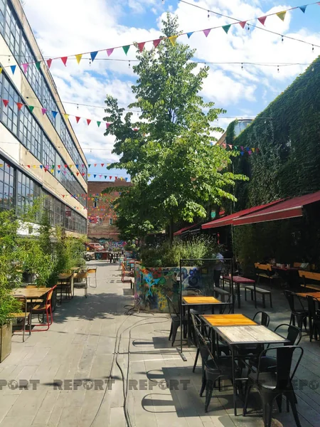 Dəyişməyən Tbilisi, hostelə çevrilən fabrik və dəyişən Neftçi - VİDEO - REPORTAJ - YENİLƏNİB