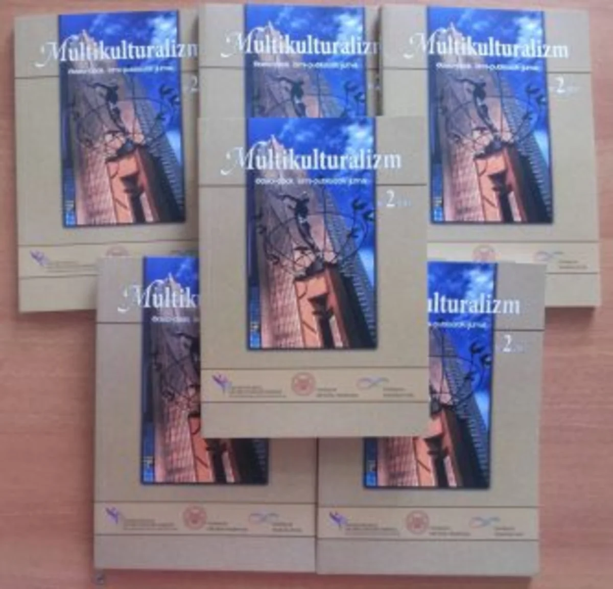 Multikulturalizm jurnalının növbəti sayı çap olunub