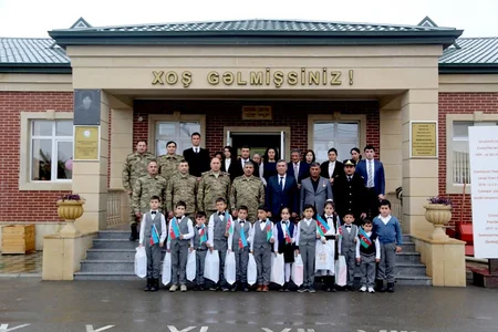 Müdafiə Nazirliyinin rəhbərliyi cəbhə bölgəsində səfərdədir - VİDEO