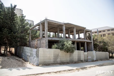 Bakıda qeyri-qanuni obyektlərin söküntüsünə başlanılıb - FOTO