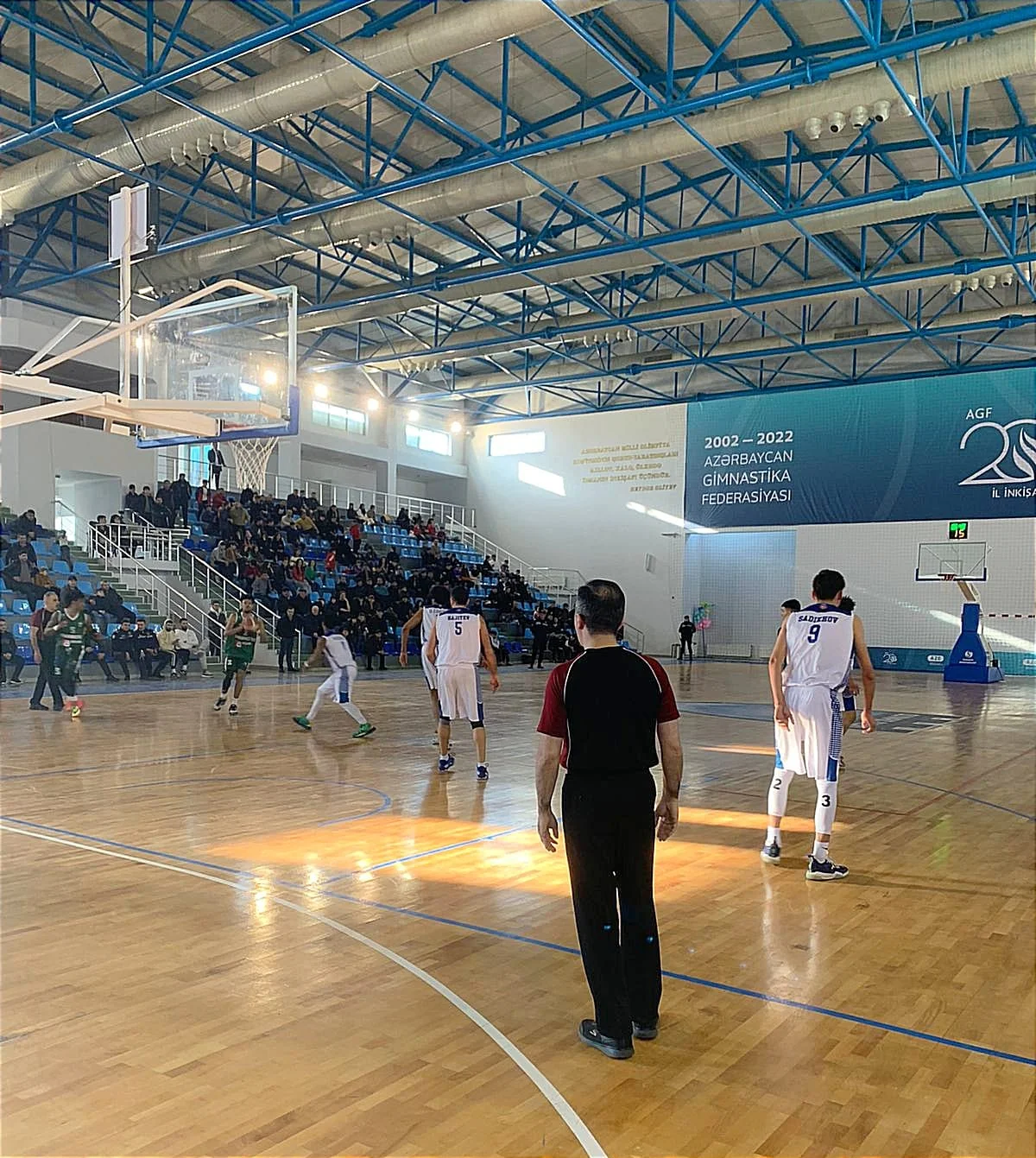 Basketbol Liqasında turun daha bir oyunu keçirilib