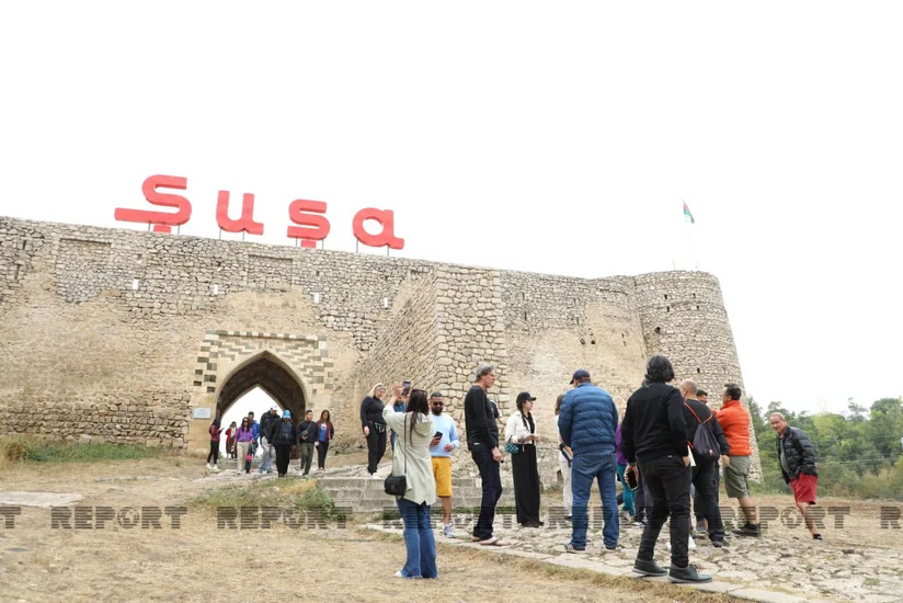 40 nəfərə yaxın beynəlxalq səyahətçinin Şuşaya səfəri başlayıb - YENİLƏNİB