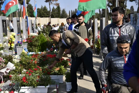 Bakıda şəhidlərin xatirəsinə həsr olunmuş veloyürüş keçirilib