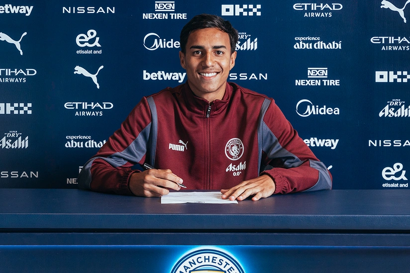 Mançester Siti yeni transferini açıqlayıb